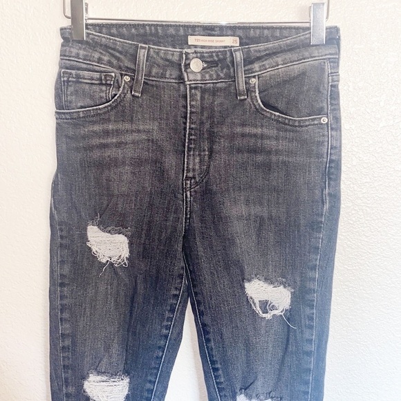 Levi's 721 High Rise Black Gray Majorly Distressed Skinny Jeans - Picture 2 of 14